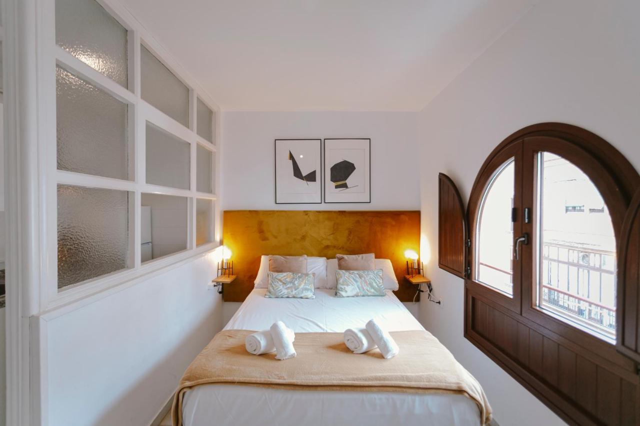 Complete Studio With Terrace - 1Bth- La Giralda Apartment Sevilla Bagian luar foto