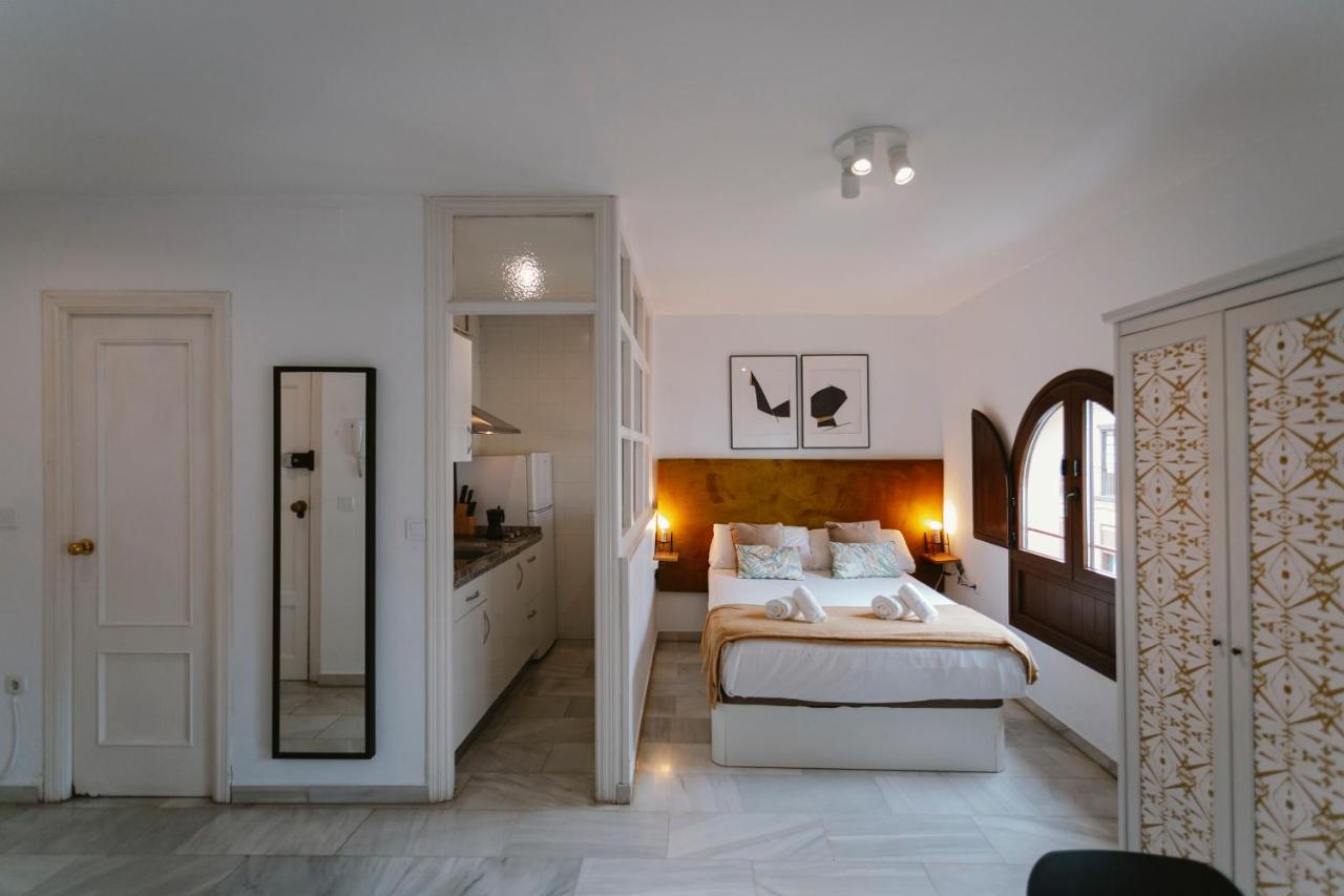 Complete Studio With Terrace - 1Bth- La Giralda Apartment Sevilla Bagian luar foto